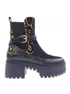 Louis Vuitton Line Boots